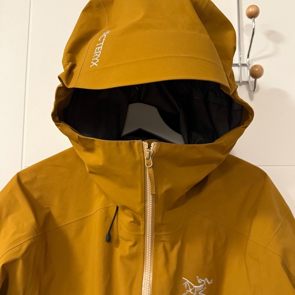 Arc'teryx Jackets & Blazers - Arc’teryx Women’s Sentinel Jacket